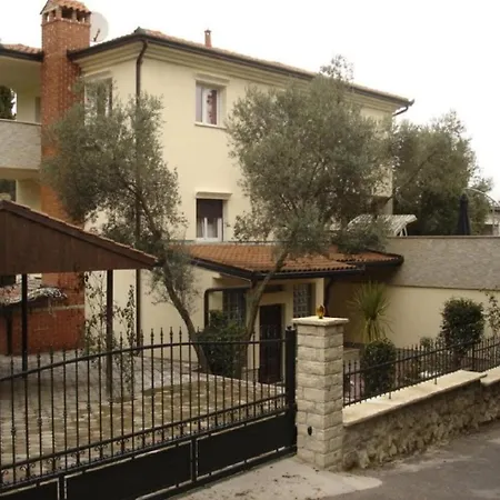 Tena Appartamento *