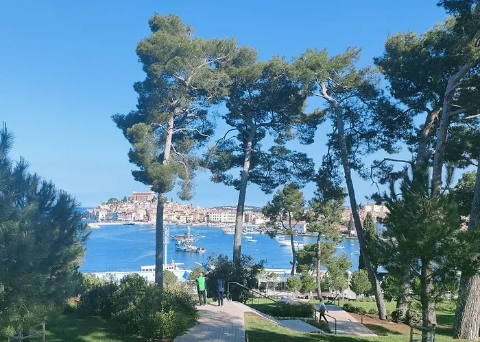 Tena Rovinj